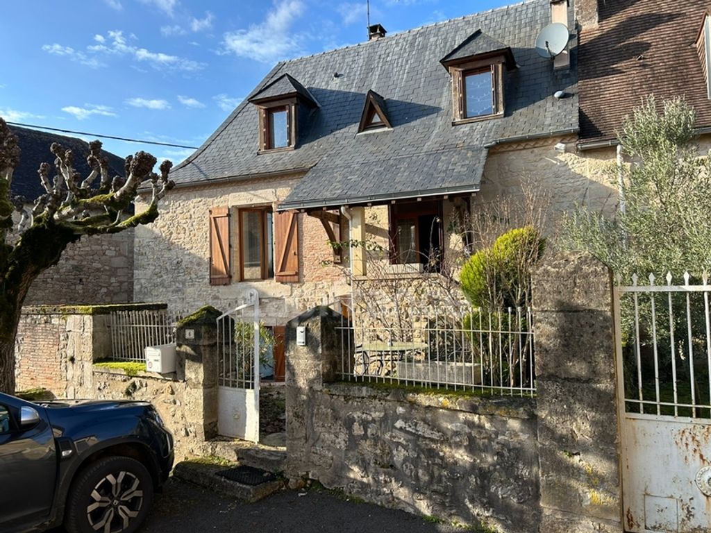 Achat maison à vendre 4 chambres 125 m² - Cherveix-Cubas