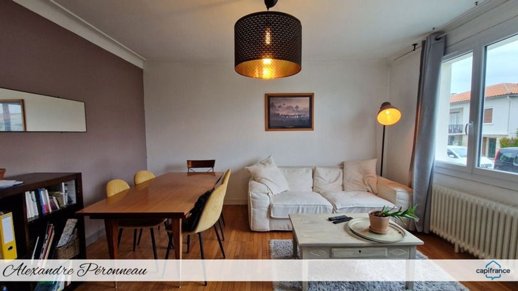 Achat maison à vendre 5 chambres 140 m² - La Rochelle