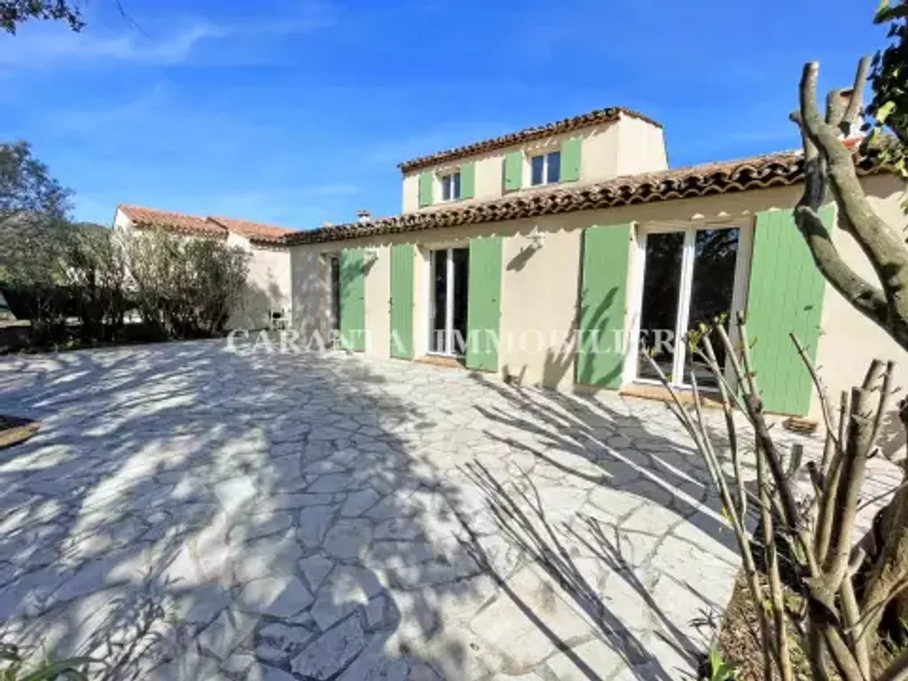 Achat maison à vendre 4 chambres 183 m² - Sainte-Maxime