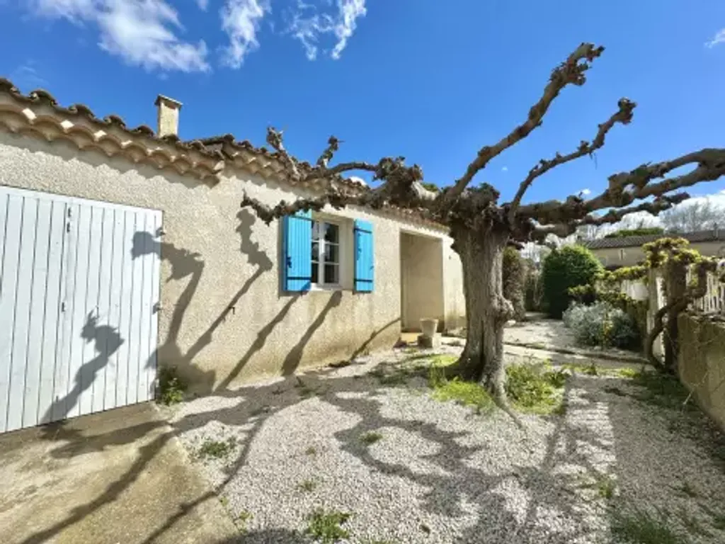 Achat maison à vendre 2 chambres 70 m² - Saint-Rémy-de-Provence