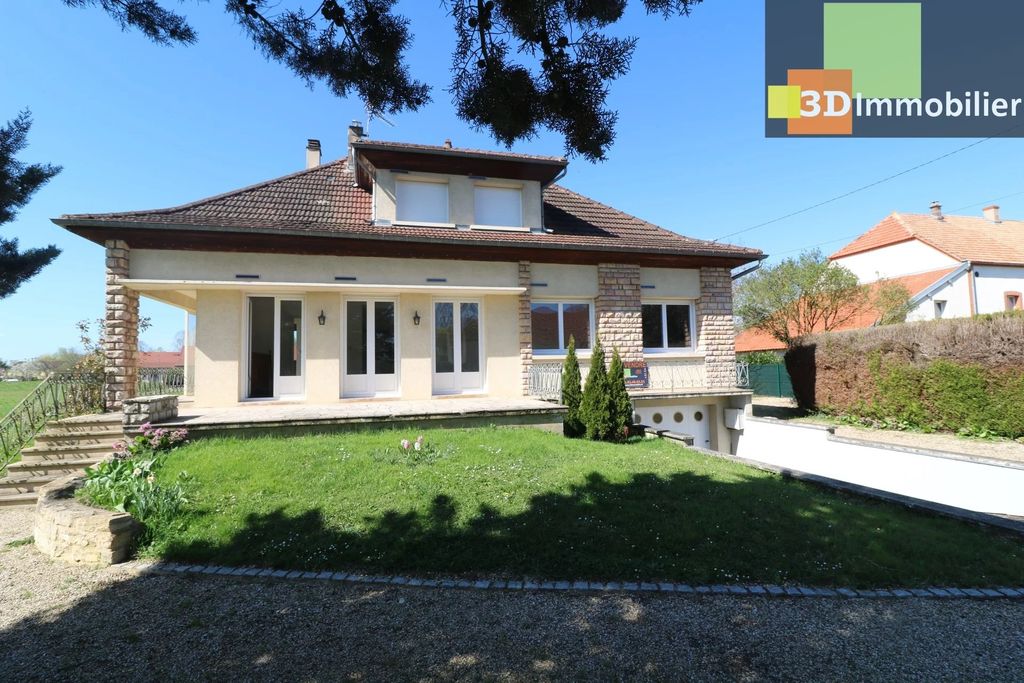 Achat maison à vendre 4 chambres 128 m² - Chaussin