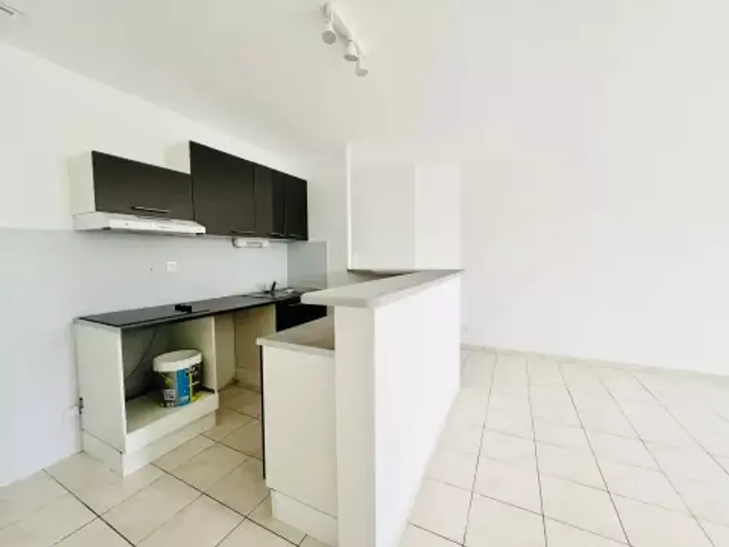 Achat appartement à vendre 3 pièces 61 m² - Lamalou-les-Bains