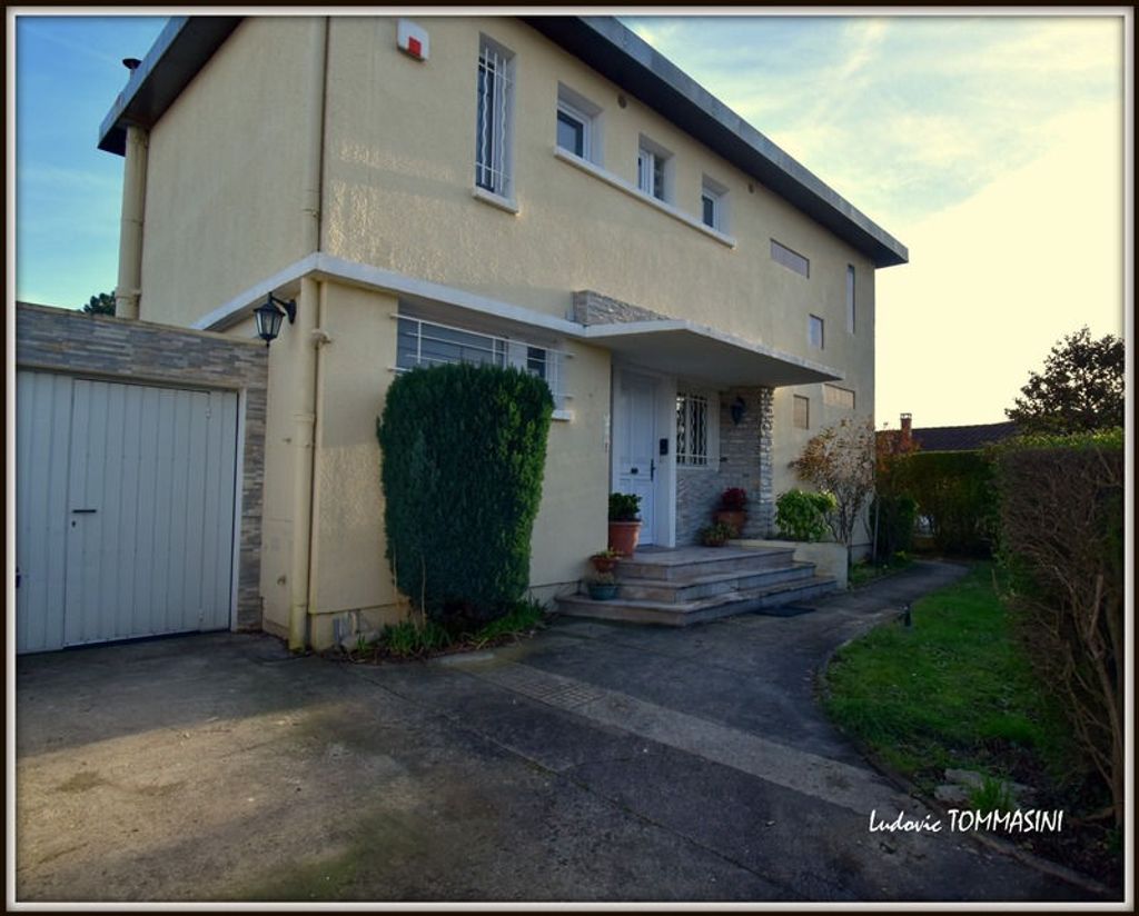 Achat maison à vendre 3 chambres 112 m² - Rosny-sous-Bois