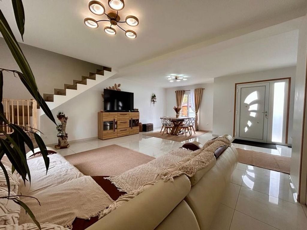 Achat maison à vendre 3 chambres 107 m² - Auneuil