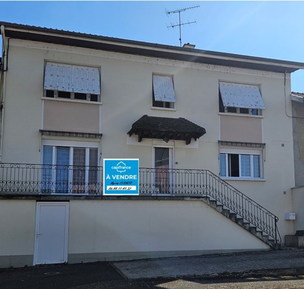 Achat maison à vendre 5 chambres 166 m² - Varennes-Saint-Sauveur