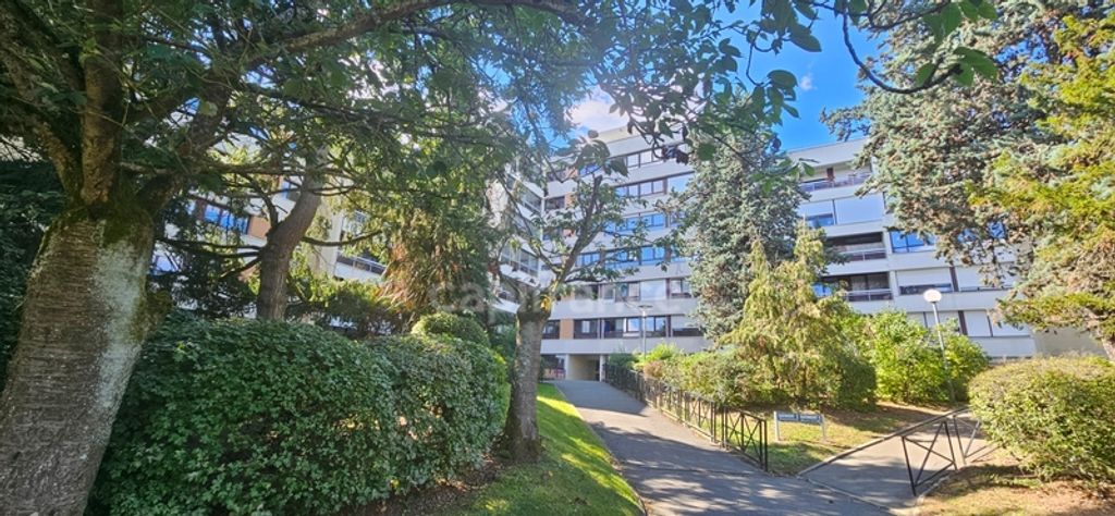 Achat appartement à vendre 5 pièces 113 m² - Élancourt