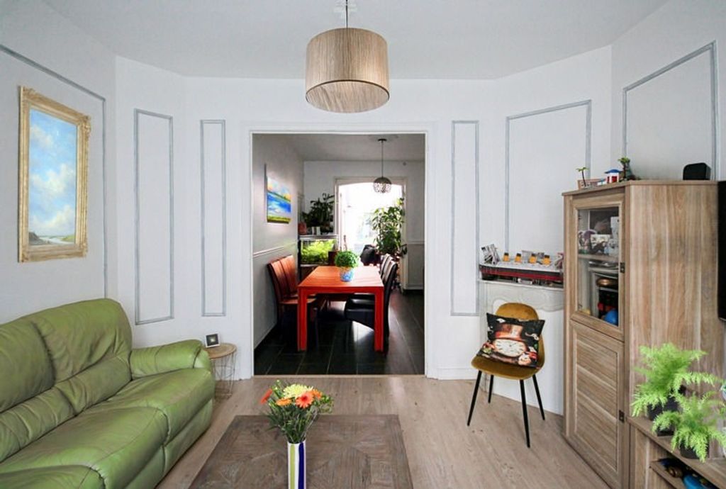 Achat maison à vendre 4 chambres 147 m² - Saint-Quentin