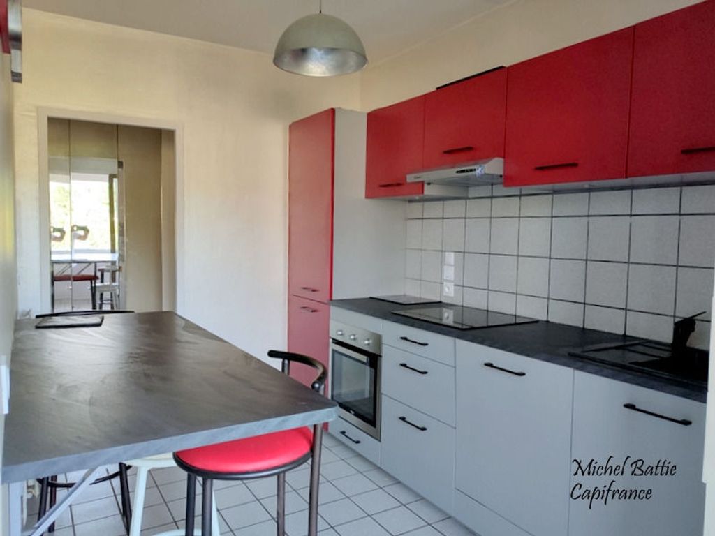 Achat appartement à vendre 4 pièces 74 m² - Saint-Just-Saint-Rambert