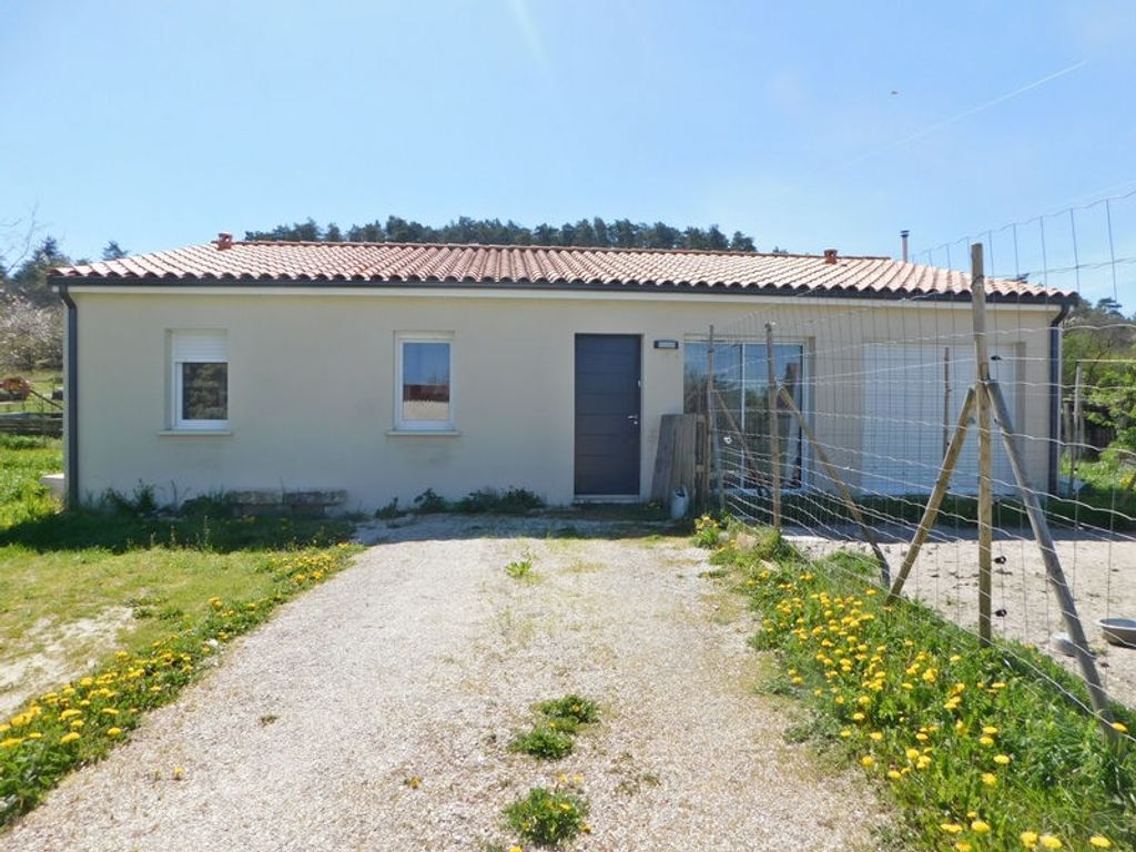 Achat maison à vendre 4 chambres 111 m² - Magnac-Lavalette-Villars