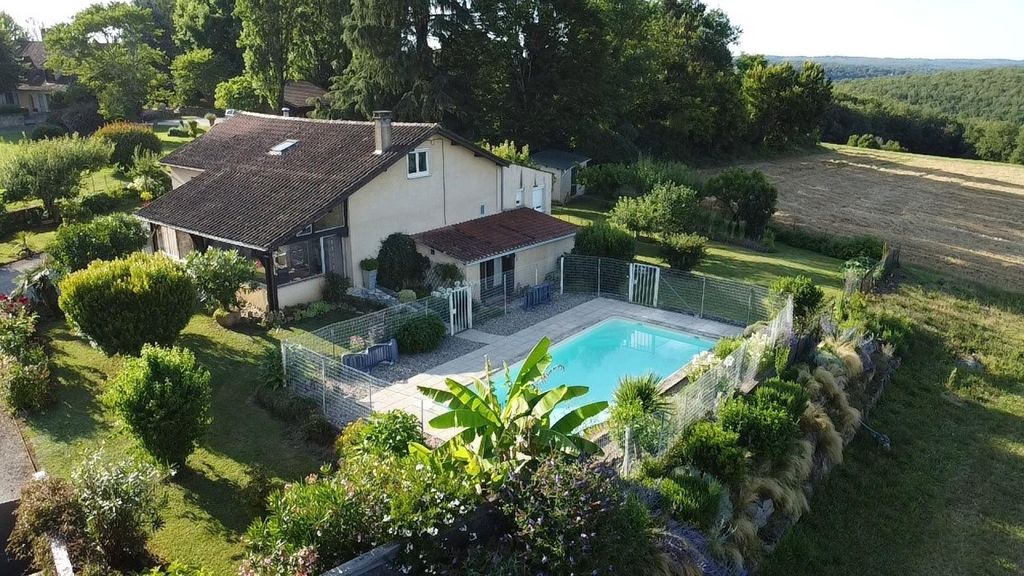 Achat maison à vendre 3 chambres 140 m² - Pontours