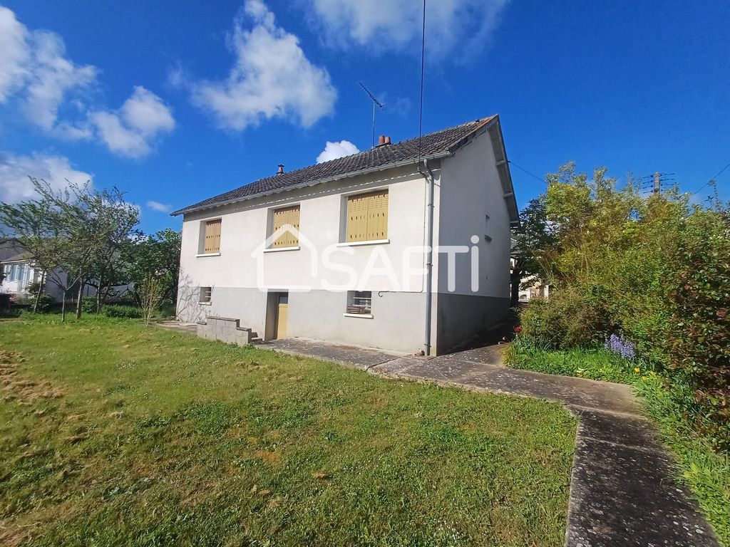 Achat maison à vendre 3 chambres 80 m² - Saint-Hilaire-la-Gravelle