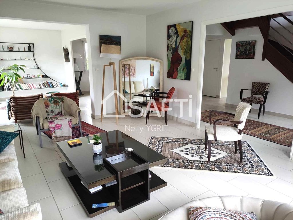 Achat maison à vendre 4 chambres 172 m² - Lorient