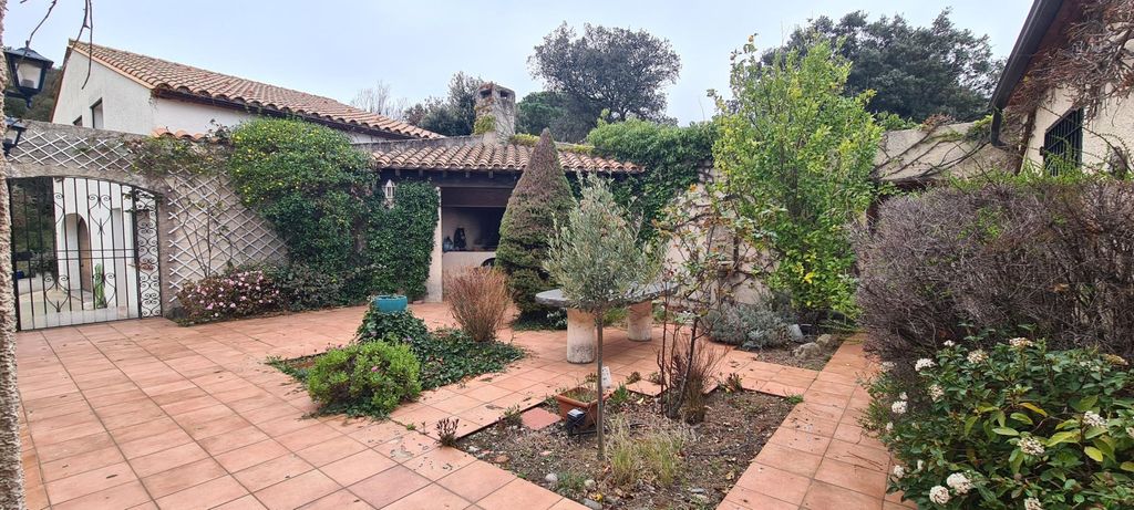 Achat maison à vendre 5 chambres 270 m² - Céret