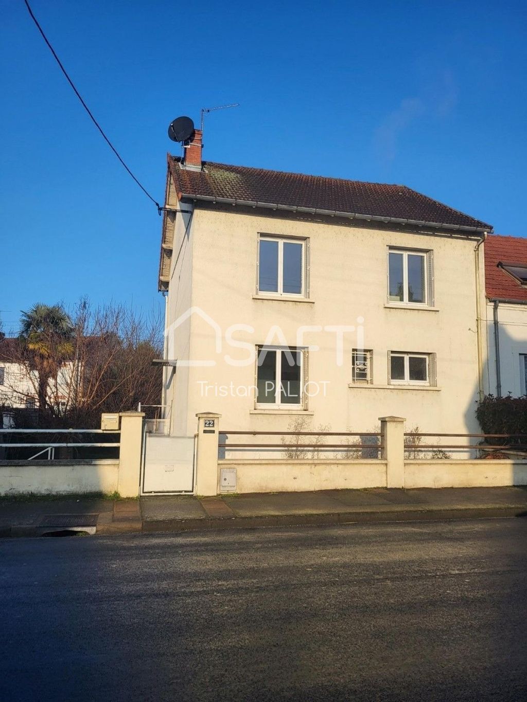 Achat maison à vendre 4 chambres 134 m² - Montluçon