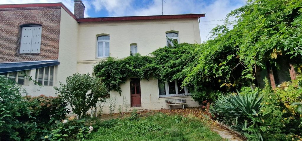 Achat maison à vendre 2 chambres 105 m² - Saint-Quentin