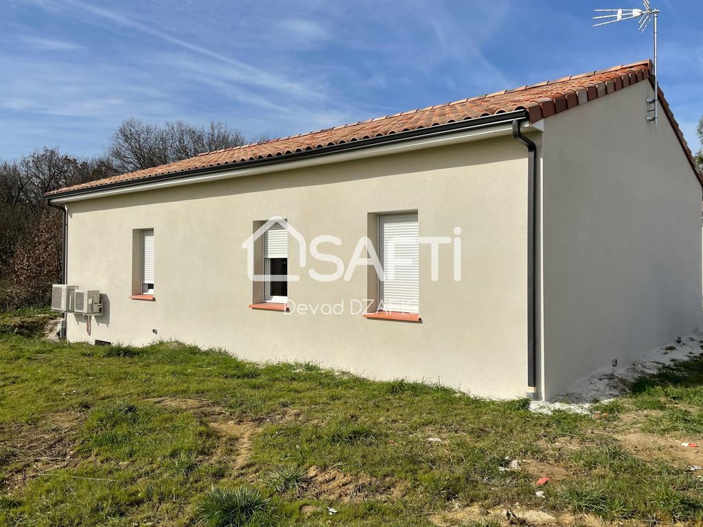Achat maison à vendre 3 chambres 111 m² - Saint-Étienne-de-Tulmont