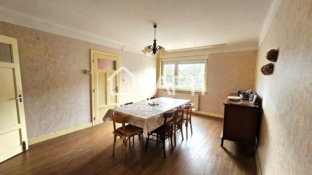 Achat maison à vendre 5 chambres 165 m² - Laudrefang