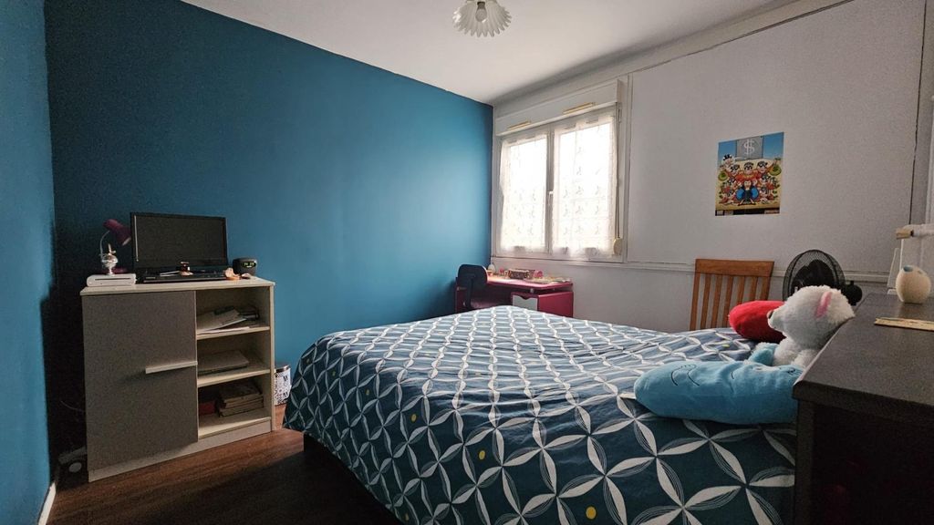 Achat appartement à vendre 4 pièces 81 m² - Vandœuvre-lès-Nancy