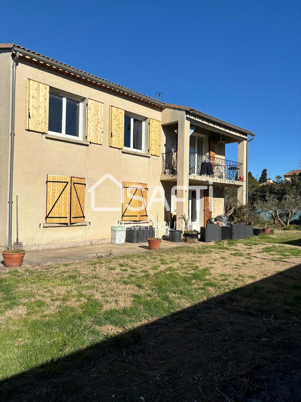 Achat maison à vendre 5 chambres 155 m² - Arles