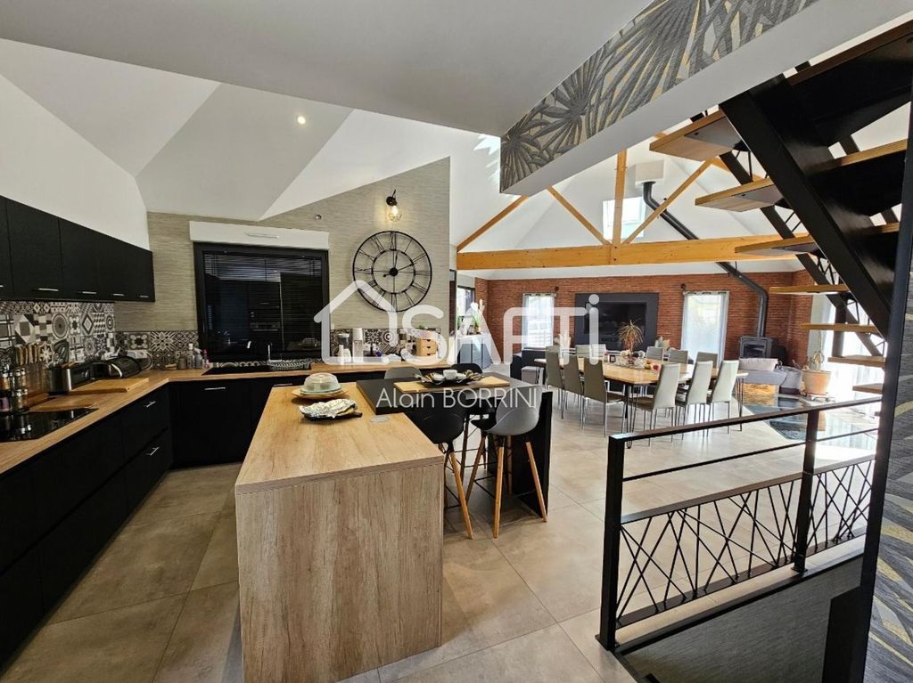 Achat maison à vendre 4 chambres 171 m² - Saint-Malo