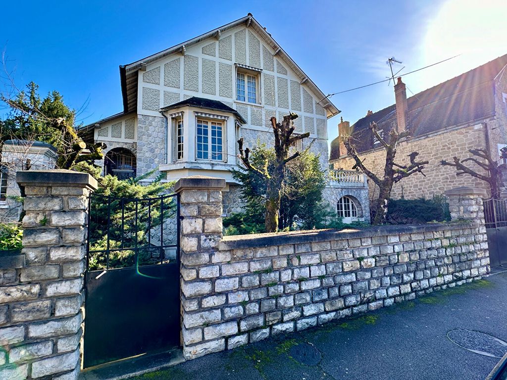 Achat maison à vendre 5 chambres 177 m² - Brive-la-Gaillarde