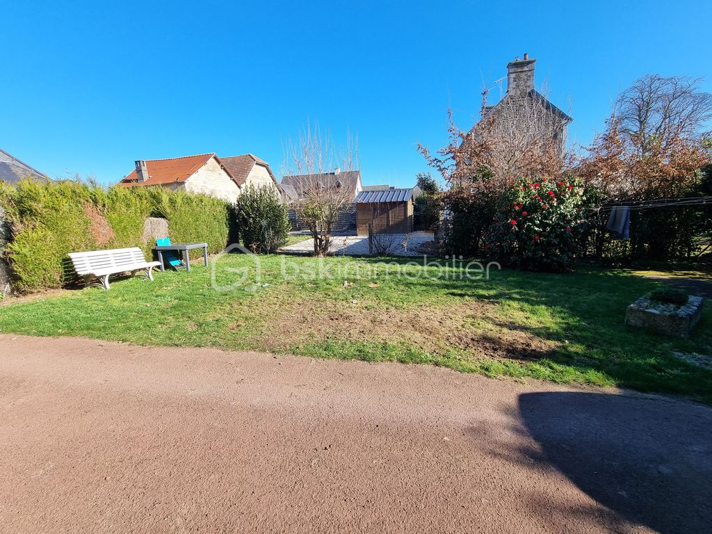 Achat maison à vendre 4 chambres 110 m² - Saint-Hilaire-du-Harcouët