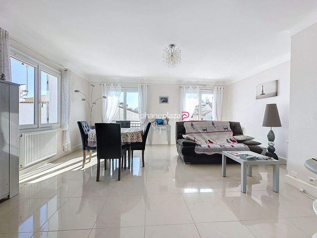 Achat appartement à vendre 3 pièces 74 m² - Royan