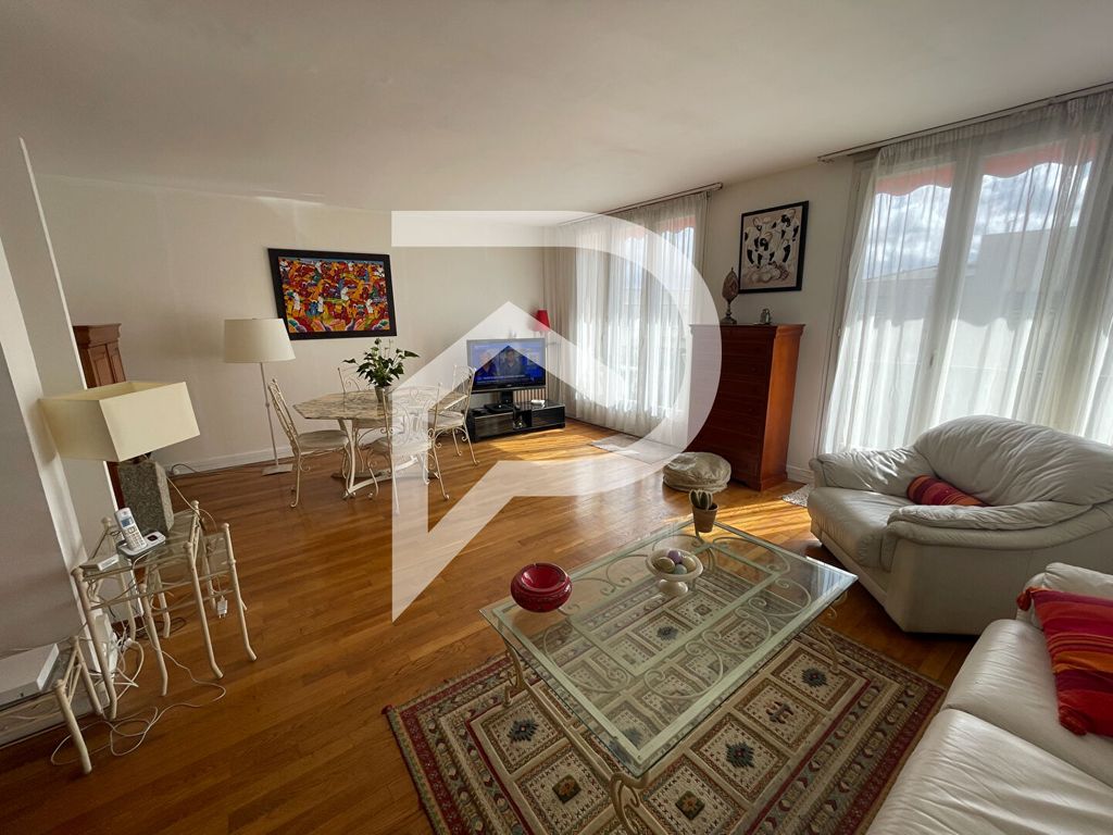 Achat appartement à vendre 3 pièces 84 m² - Nogent-sur-Marne