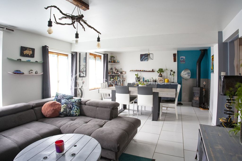 Achat maison à vendre 2 chambres 76 m² - Esquennoy