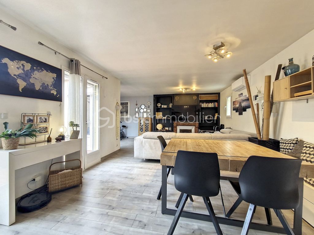Achat maison à vendre 4 chambres 107 m² - Saint-Drézéry