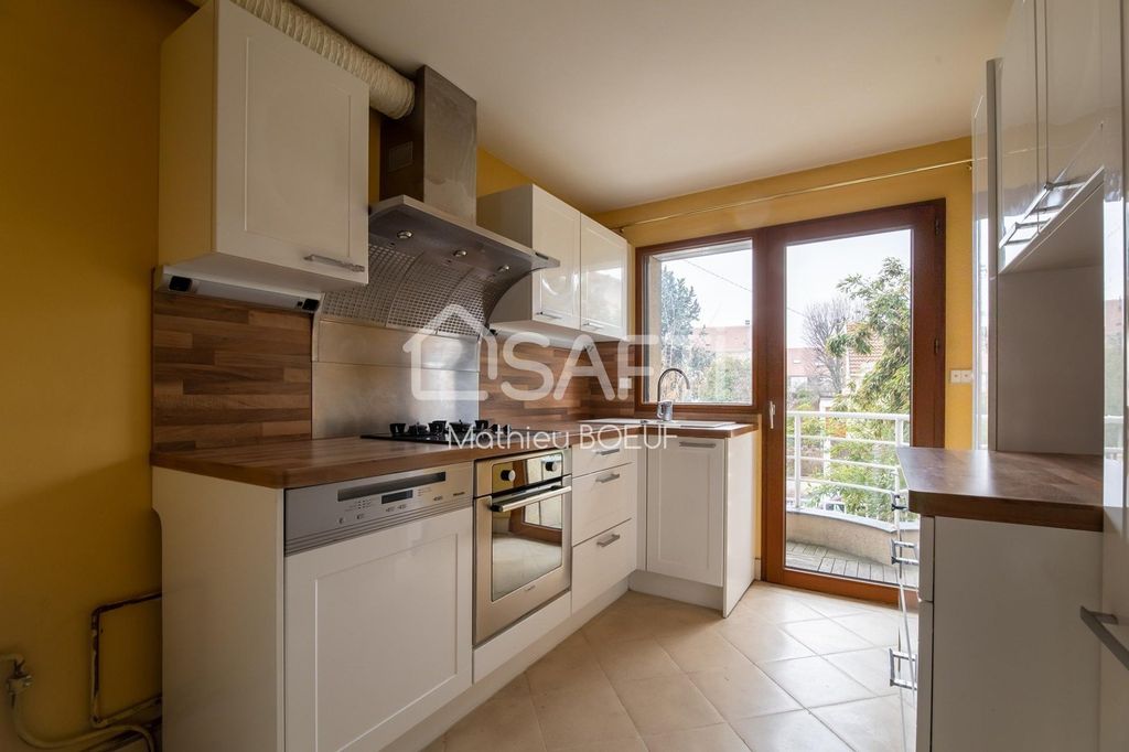 Achat maison à vendre 4 chambres 139 m² - Clamart