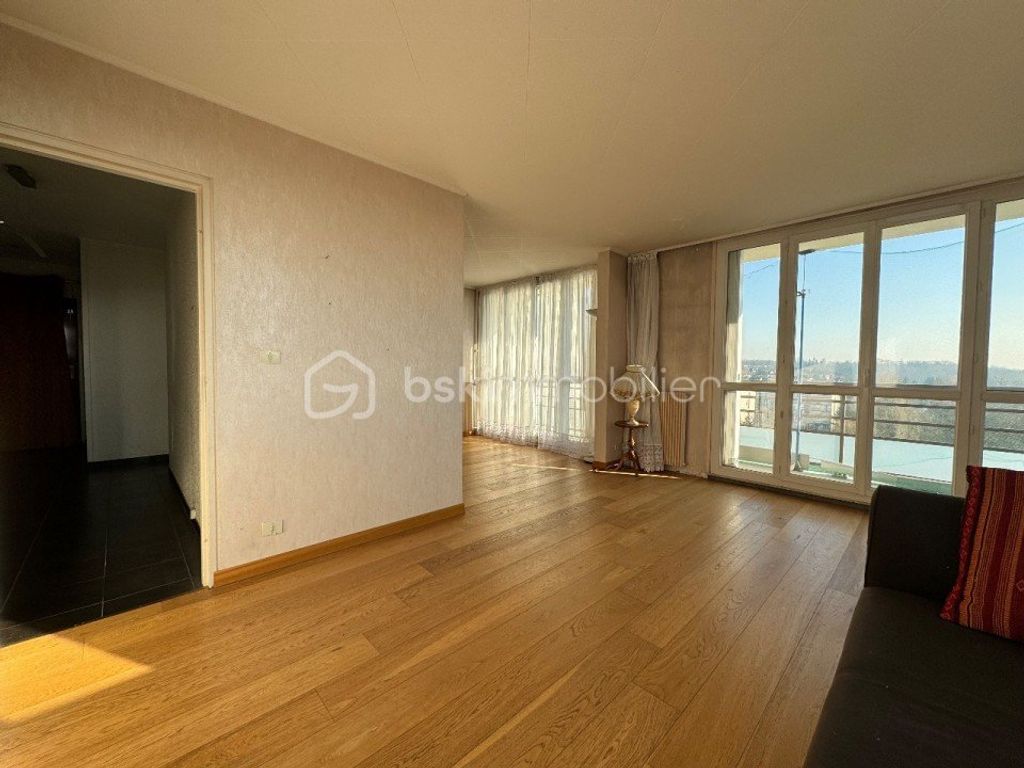Achat appartement à vendre 4 pièces 84 m² - Chilly-Mazarin