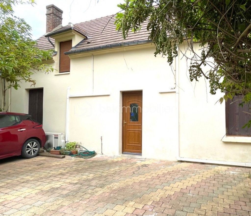 Achat maison à vendre 3 chambres 110 m² - Amblainville