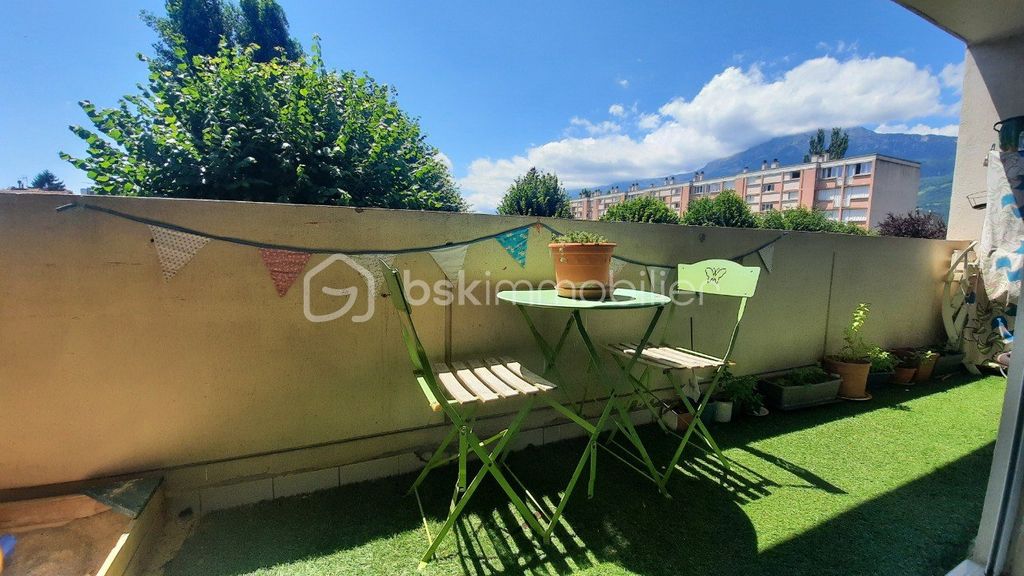 Achat appartement à vendre 5 pièces 72 m² - Grenoble