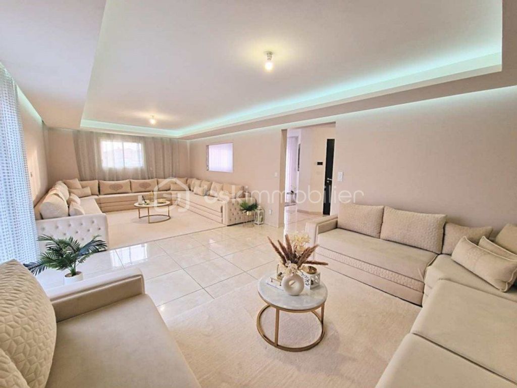 Achat maison à vendre 3 chambres 167 m² - Pierrelatte