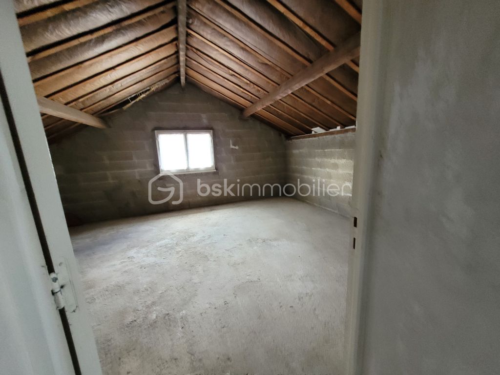 Achat maison à vendre 4 chambres 137 m² - Bogny-sur-Meuse