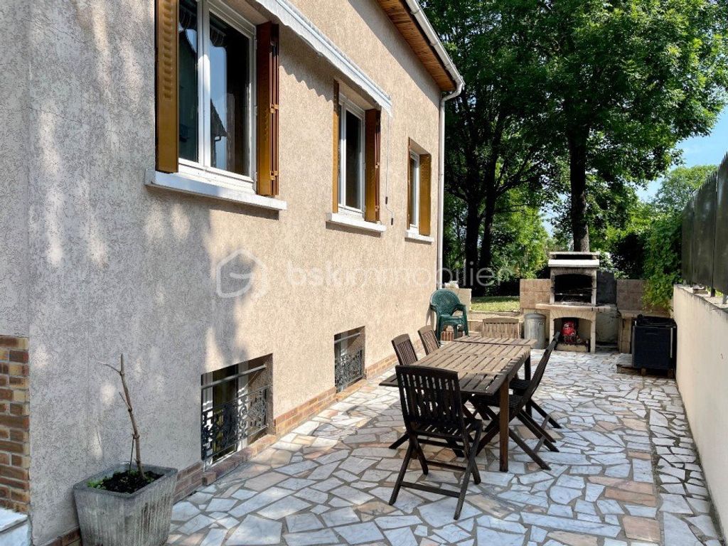 Achat maison à vendre 4 chambres 120 m² - Villeneuve-Saint-Georges