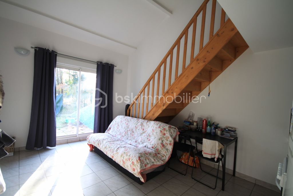 Achat appartement à vendre 2 pièces 40 m² - D'Huison-Longueville