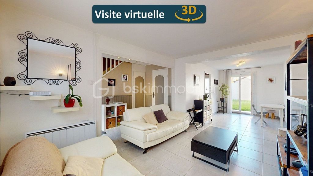 Achat maison à vendre 3 chambres 76 m² - Saint-Pierre-du-Perray