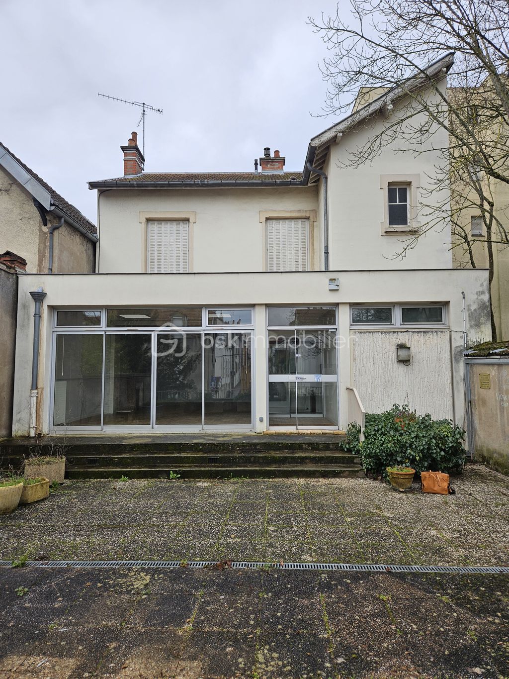 Achat maison à vendre 2 chambres 110 m² - Dijon