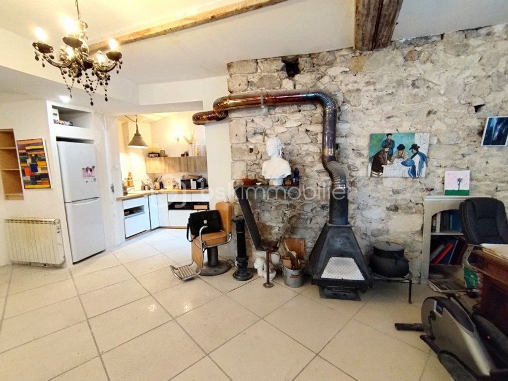 Achat appartement à vendre 3 pièces 114 m² - Clermont-l'Hérault