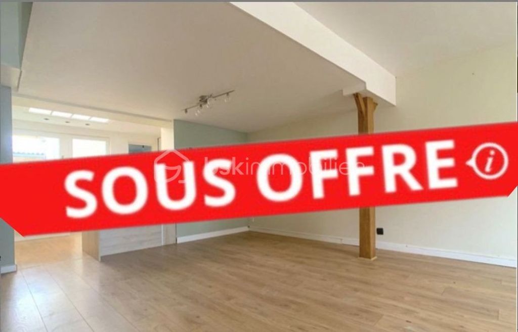 Achat maison à vendre 2 chambres 69 m² - Halluin