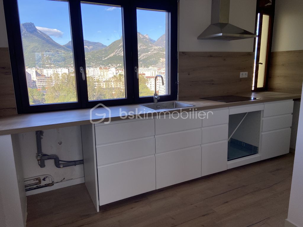Achat appartement à vendre 4 pièces 89 m² - Grenoble