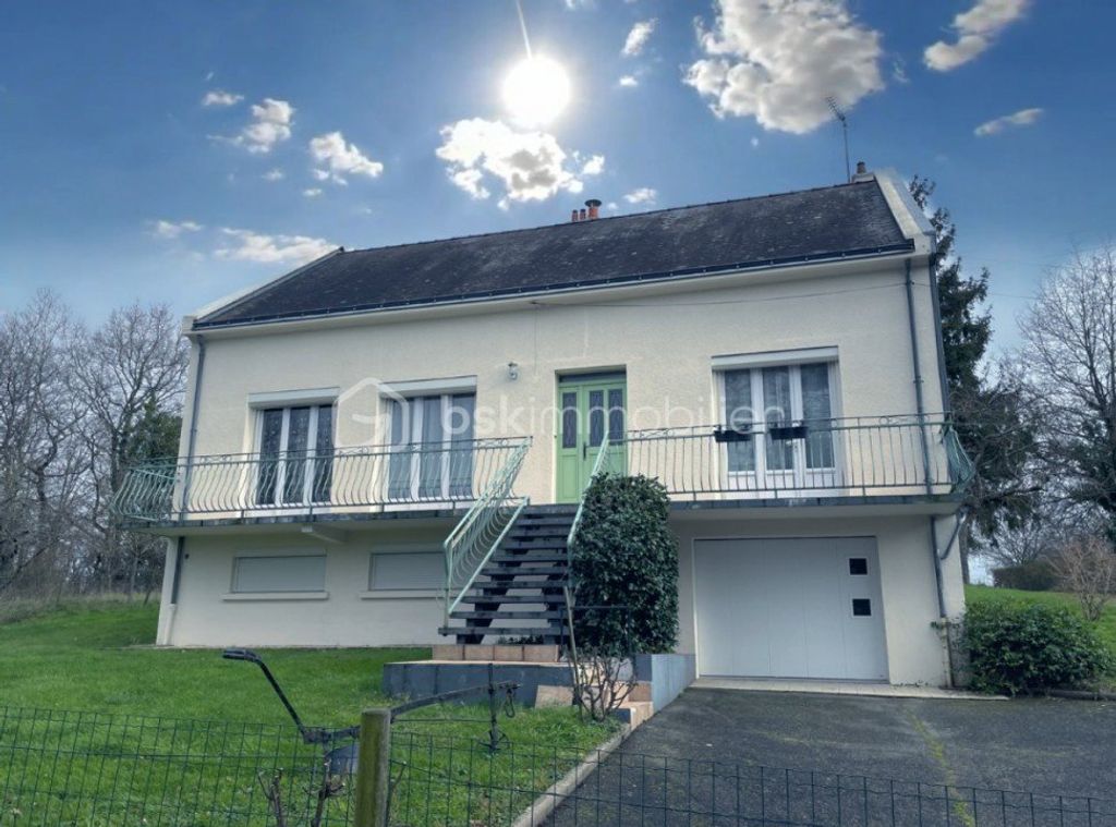 Achat maison à vendre 5 chambres 109 m² - Beaulieu-sur-Layon