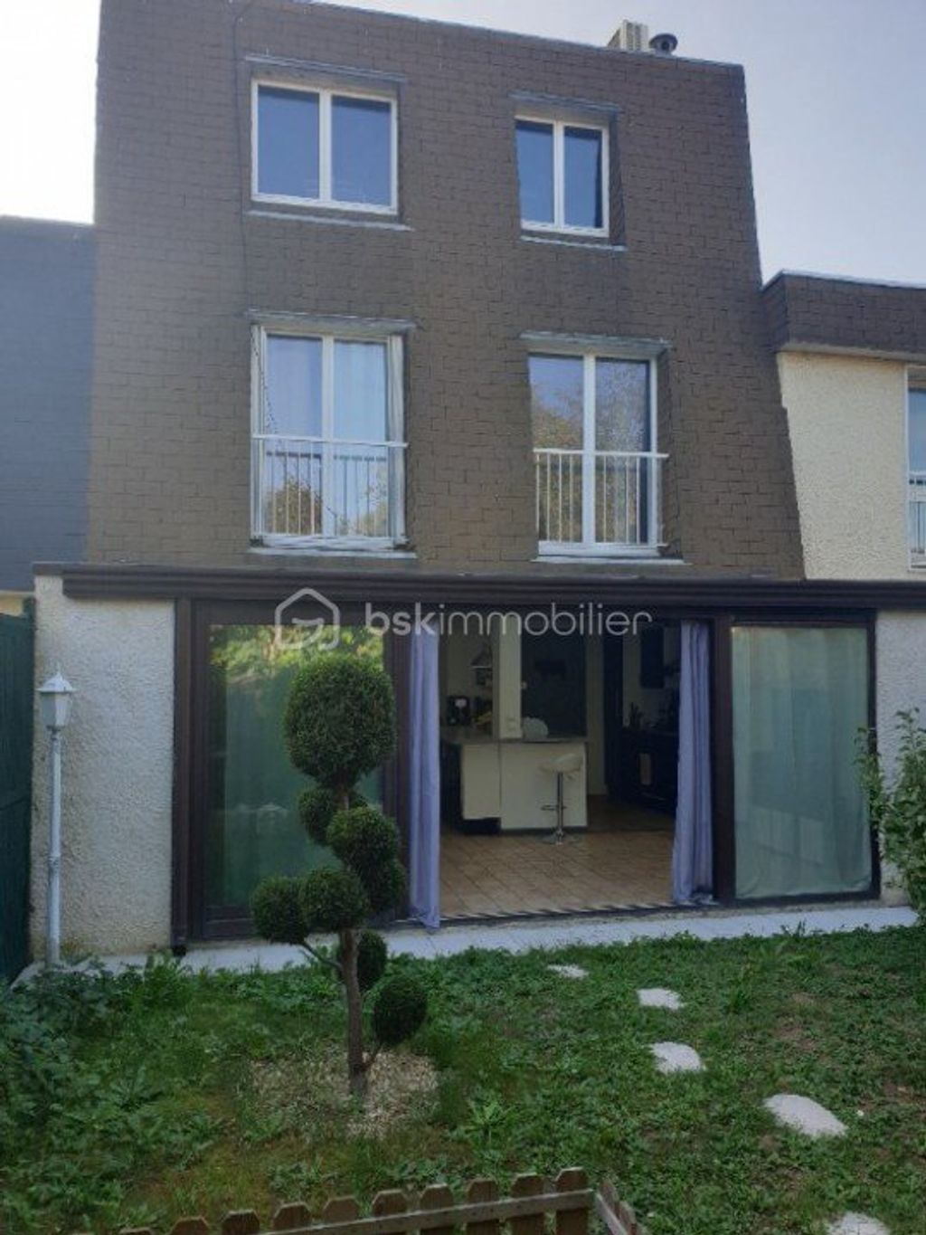 Achat maison à vendre 4 chambres 136 m² - Bondoufle