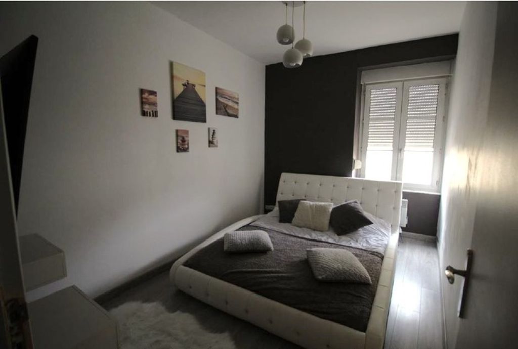 Achat appartement à vendre 3 pièces 66 m² - Gray