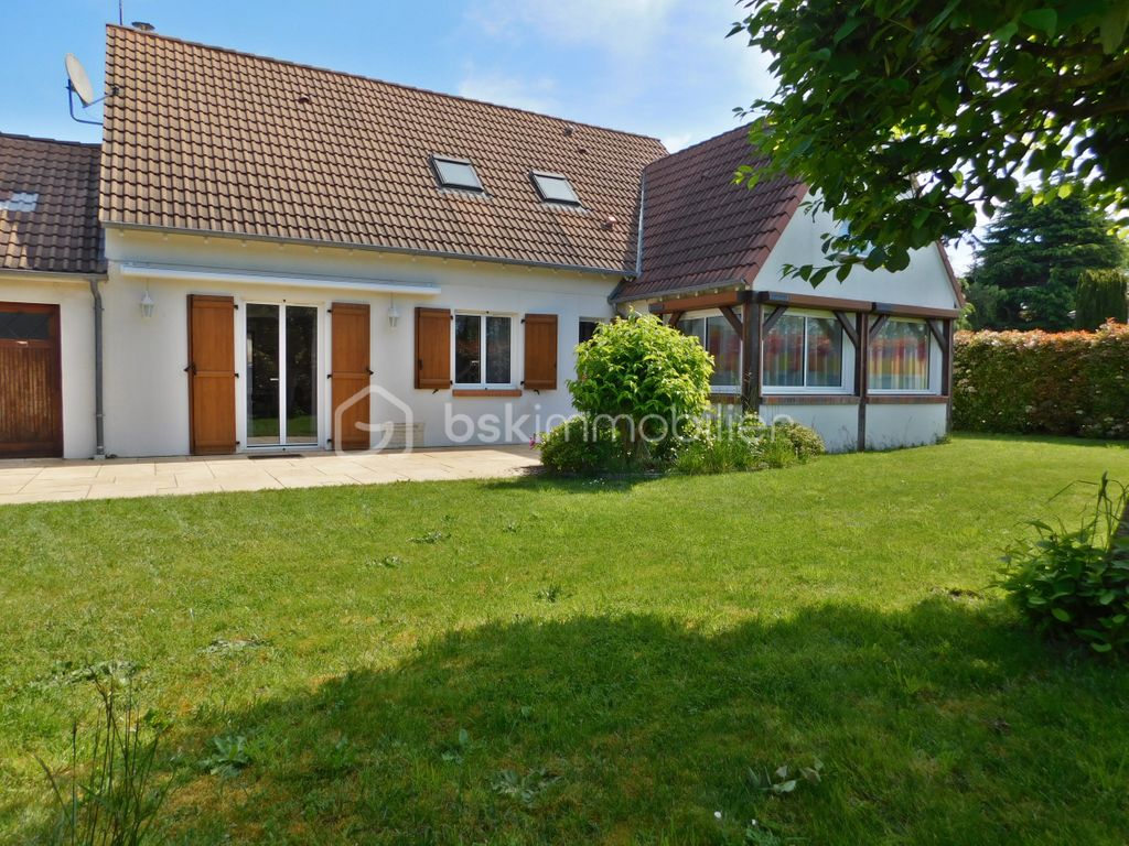 Achat maison à vendre 3 chambres 137 m² - Chécy