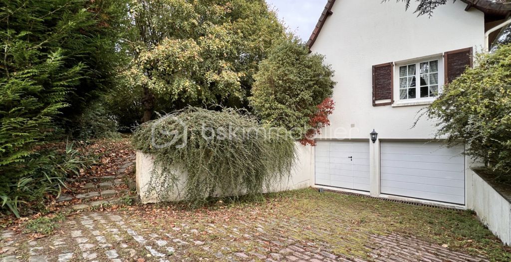 Achat maison à vendre 4 chambres 107 m² - Saint-Fargeau-Ponthierry