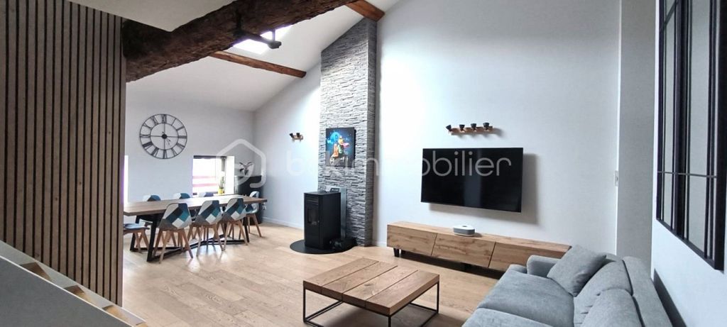 Achat loft à vendre 5 pièces 82 m² - Thoissey