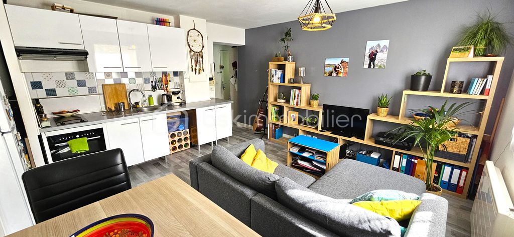 Achat appartement à vendre 2 pièces 31 m² - Ozoir-la-Ferrière